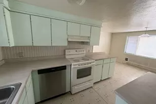 1375 Fenwick St, Coos Bay, OR 97420 - Photo 8