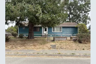 1375 Fenwick St, Coos Bay, OR 97420 - Photo 24