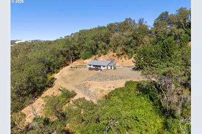 560 Hagle Ln, Roseburg, OR 97470 - Photo 32