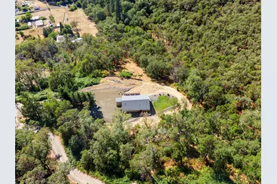 560 Hagle Ln, Roseburg, OR 97470 - Photo 36