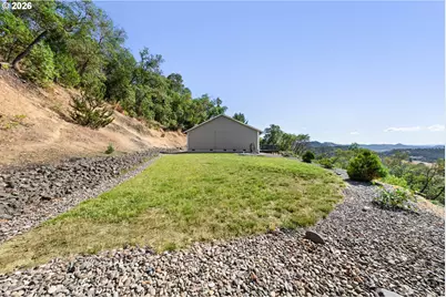 560 Hagle Ln, Roseburg, OR 97470 - Photo 28
