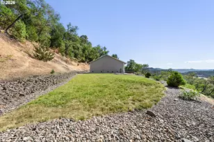 560 Hagle Ln, Roseburg, OR 97470 - Photo 28