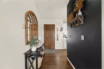 560 Hagle Ln, Roseburg, OR 97470 - Photo 4