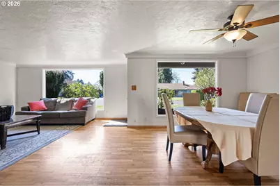 1685 Evergreen Dr, Eugene, OR 97404 - Photo 6