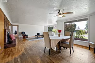 1685 Evergreen Dr, Eugene, OR 97404 - Photo 8