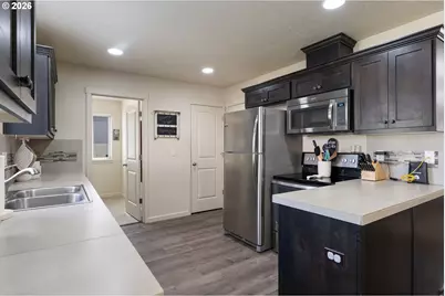 735 Garden Ct, Molalla, OR 97038 - Photo 14