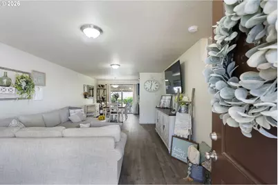 735 Garden Ct, Molalla, OR 97038 - Photo 4