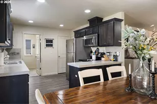 735 Garden Ct, Molalla, OR 97038 - Photo 12