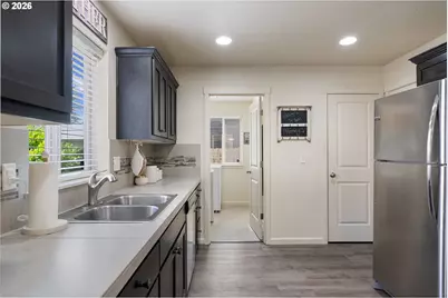 735 Garden Ct, Molalla, OR 97038 - Photo 16