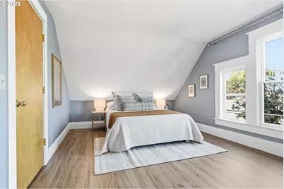 954 NE Emerson St, Portland, OR 97211 - Photo 40