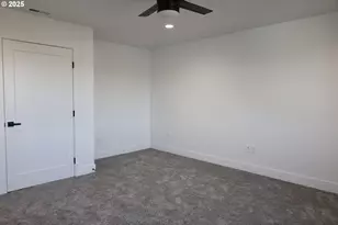 1750 NE 8th Pl, Hermiston, OR 97838 - Photo 18