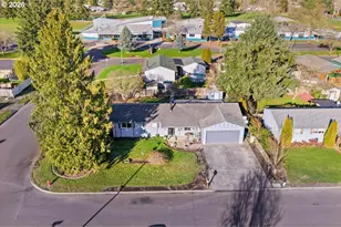 904 S Magnolia St, Cornelius, OR 97113 - Photo 14