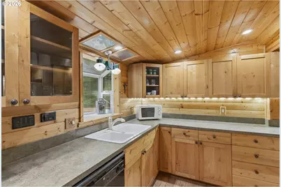 191 Northwoods Cabin, Cougar, WA 98616 - Photo 8