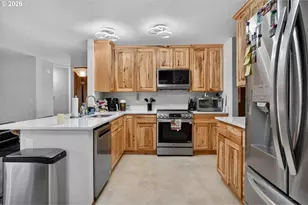 11395 SW Erste Pl, Portland, OR 97223 - Photo 8
