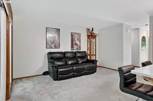 11395 SW Erste Pl, Portland, OR 97223 - Photo 12