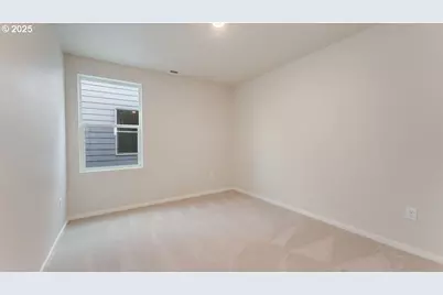 324 Greencrest St NE, Salem, OR 97301 - Photo 24