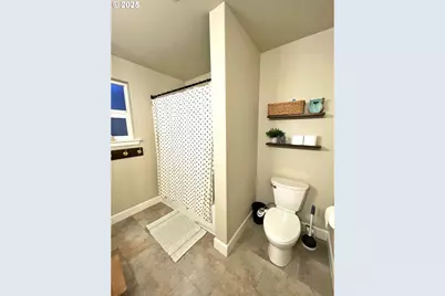 2297 NE 5th St, Hermiston, OR 97838 - Photo 28