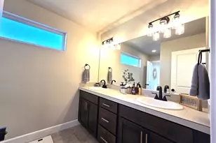 2297 NE 5th St, Hermiston, OR 97838 - Photo 22