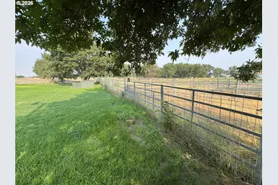 32780 W Spearman Rd, Hermiston, OR 97838 - Photo 6