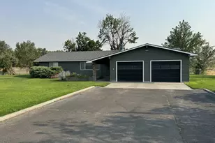 32780 W Spearman Rd, Hermiston, OR 97838 - Photo 2