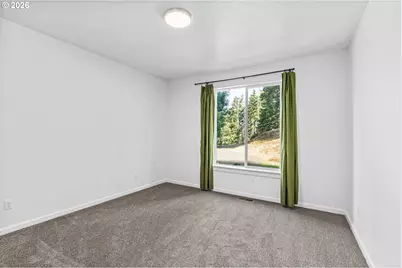 2187 E Madison Ave, Cottage Grove, OR 97424 - Photo 30