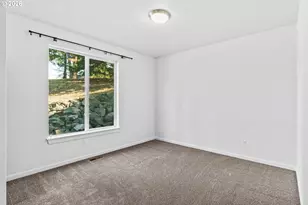 2187 E Madison Ave, Cottage Grove, OR 97424 - Photo 28