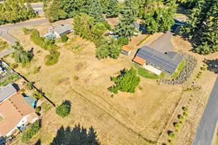2187 E Madison Ave, Cottage Grove, OR 97424 - Photo 44