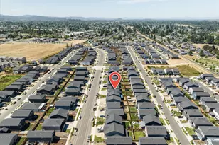 2906 V St, Springfield, OR 97477 - Photo 42