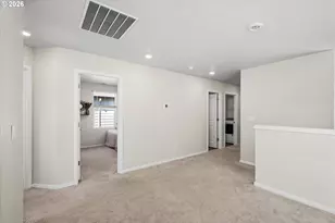 2906 V St, Springfield, OR 97477 - Photo 18