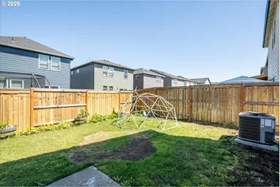 2906 V St, Springfield, OR 97477 - Photo 32