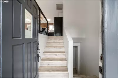 10916 NW 33rd Ave, Vancouver, WA 98685 - Photo 6