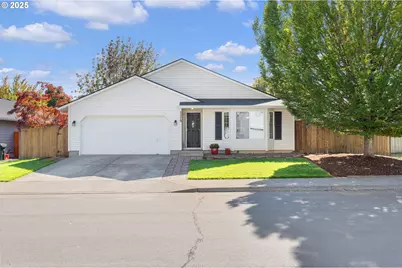 2279 N Kamiakan Dr, Cornelius, OR 97113 - Photo 2