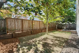 2279 N Kamiakan Dr, Cornelius, OR 97113 - Photo 38