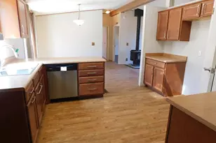 38910 S Prospect Dr, Molalla, OR 97038 - Photo 12