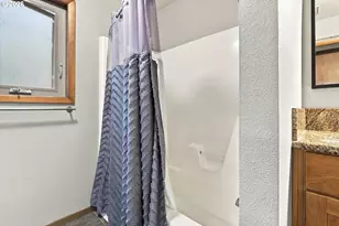 780 NW Torreyview Ln, Portland, OR 97229 - Photo 42