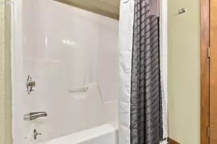 780 NW Torreyview Ln, Portland, OR 97229 - Photo 36