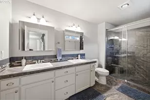 2030 NE 66th St, Lincoln City, OR 97367 - Photo 26