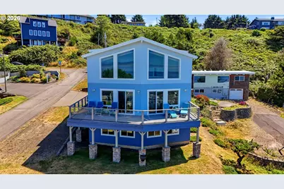 2030 NE 66th St, Lincoln City, OR 97367 - Photo 4
