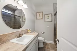 2030 NE 66th St, Lincoln City, OR 97367 - Photo 20