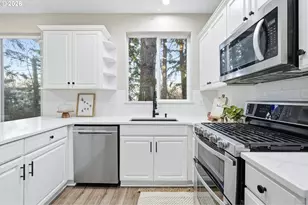 17057 SW Cobble Ct, Sherwood, OR 97140 - Photo 8