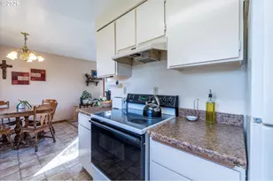 710 8th Ct SW, Bandon, OR 97411 - Photo 18