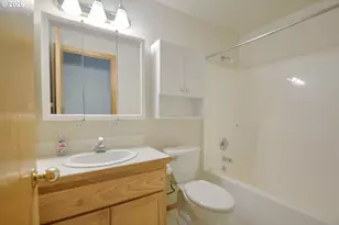 2956 Dahlia Ln, Eugene, OR 97404 - Photo 18