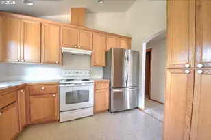 2956 Dahlia Ln, Eugene, OR 97404 - Photo 10