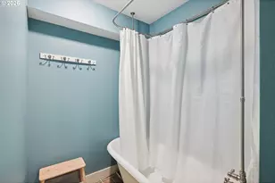 2595 SW Barnacle Ave, Lincoln City, OR 97367 - Photo 24