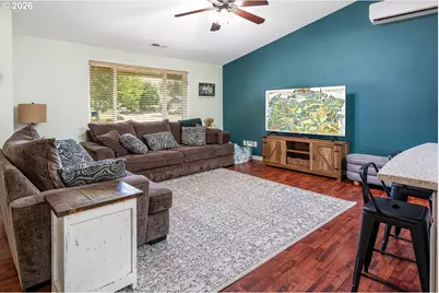 87660 Trek Dr, Veneta, OR 97487 - Photo 6