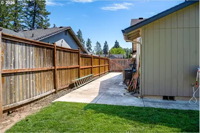 87660 Trek Dr, Veneta, OR 97487 - Photo 32