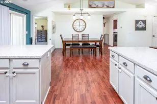 87660 Trek Dr, Veneta, OR 97487 - Photo 12