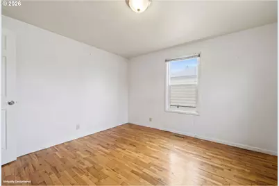 1992 J St, Springfield, OR 97477 - Photo 14