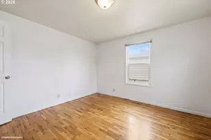 1992 J St, Springfield, OR 97477 - Photo 14