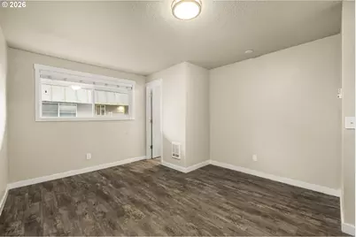 1570 James St, Woodburn, OR 97071 - Photo 38